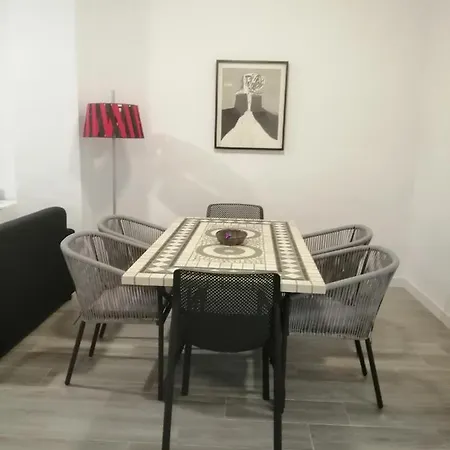 Apartament Twinflats 1 *